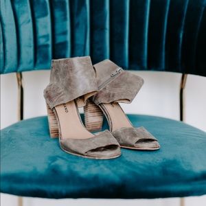 Lucky Brand distressed leather heels
